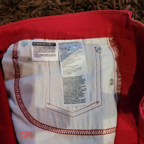 Levi's 569 Men's Zipperfly Jeans Red, with frayed bottoms. W40 L30 - Picture 7 of 10